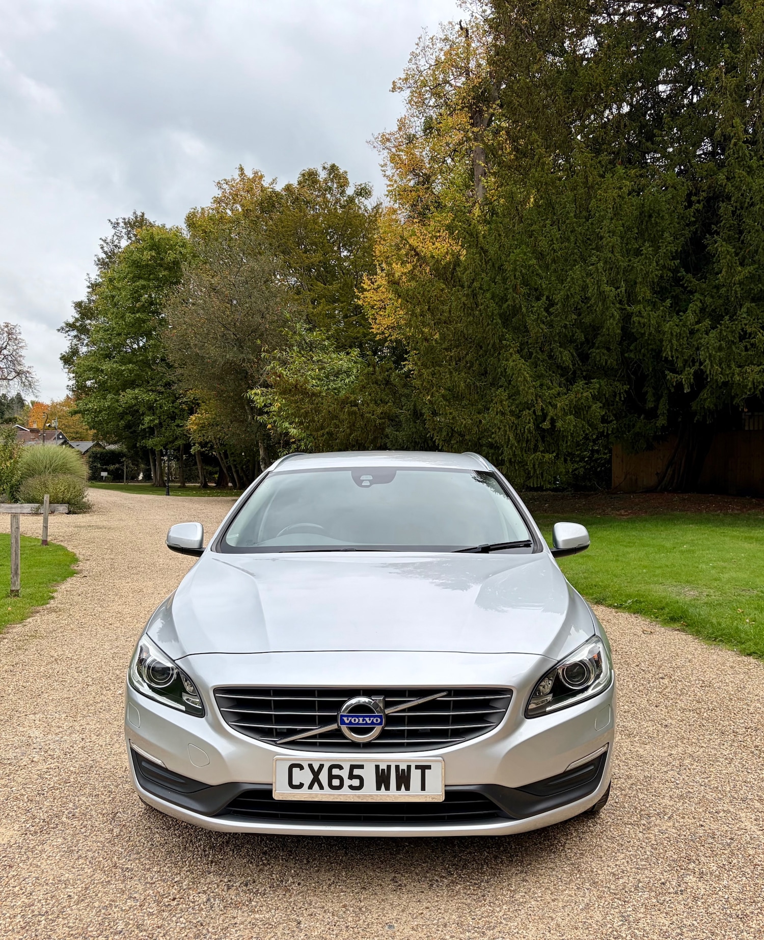 Used Volvo V60 2015 for sale - 76289648: Photo 8