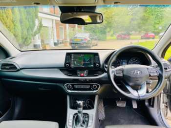 Used Hyundai i30 2018 for sale - 74906842: Photo