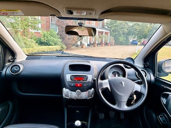 Used Peugeot 107 2013 for sale - 79251995: Photo