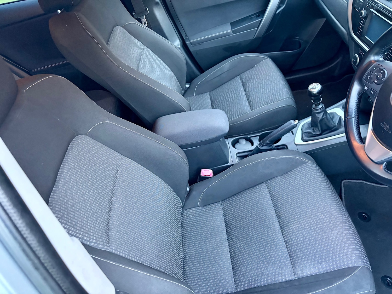 Used Toyota Auris 2015 for sale - 76799665: Photo 21