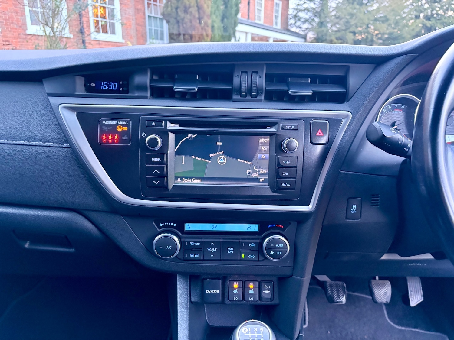 Used Toyota Auris 2015 for sale - 76799665: Photo 5