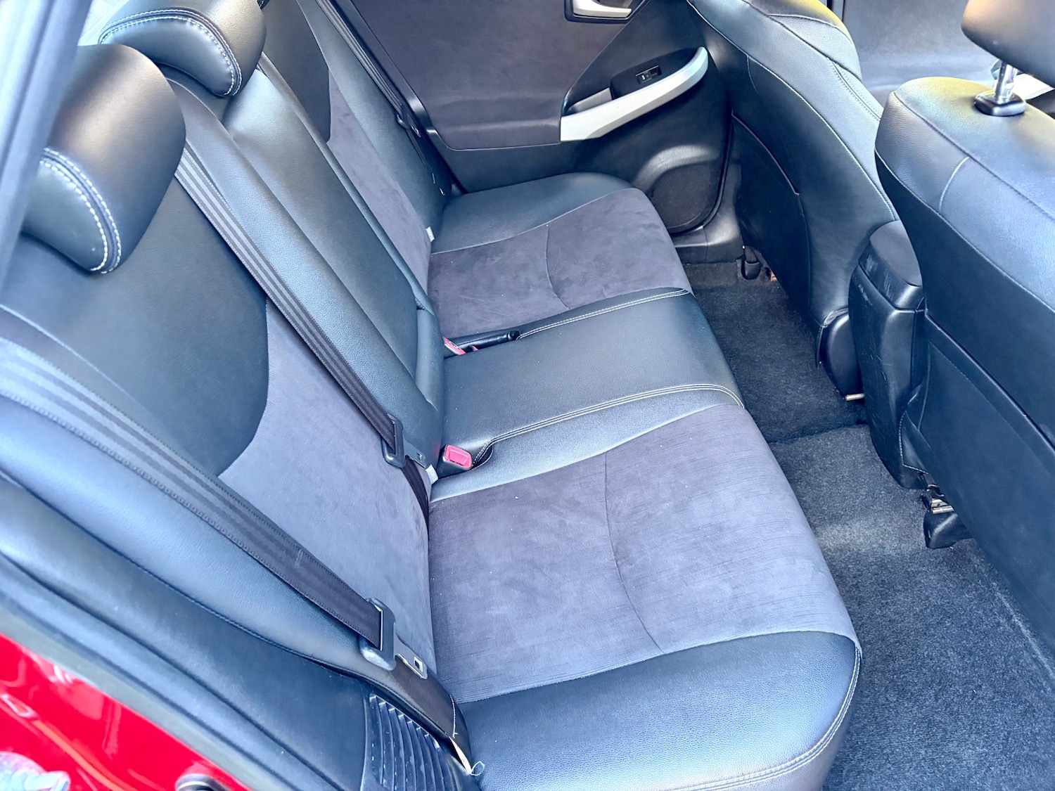 Used Toyota Prius 2014 for sale - 77101116: Photo 5