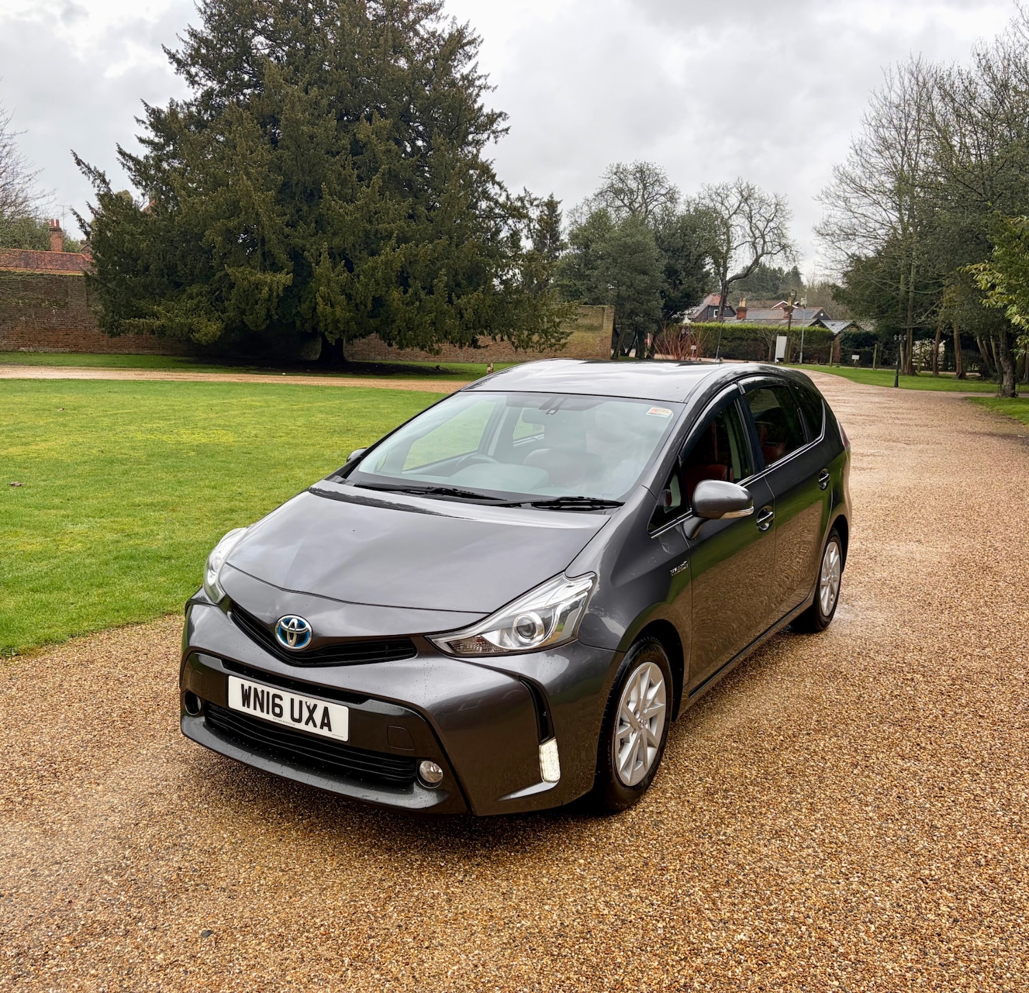 Used Toyota Prius+ 2016 for sale - 77354326: Photo 17