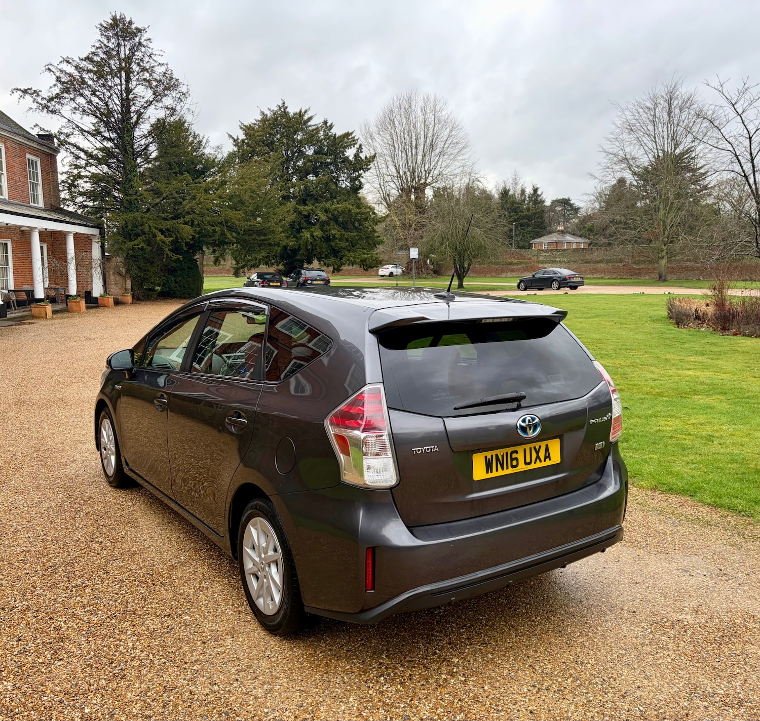 Used Toyota Prius+ 2016 for sale - 77354326: Photo 20