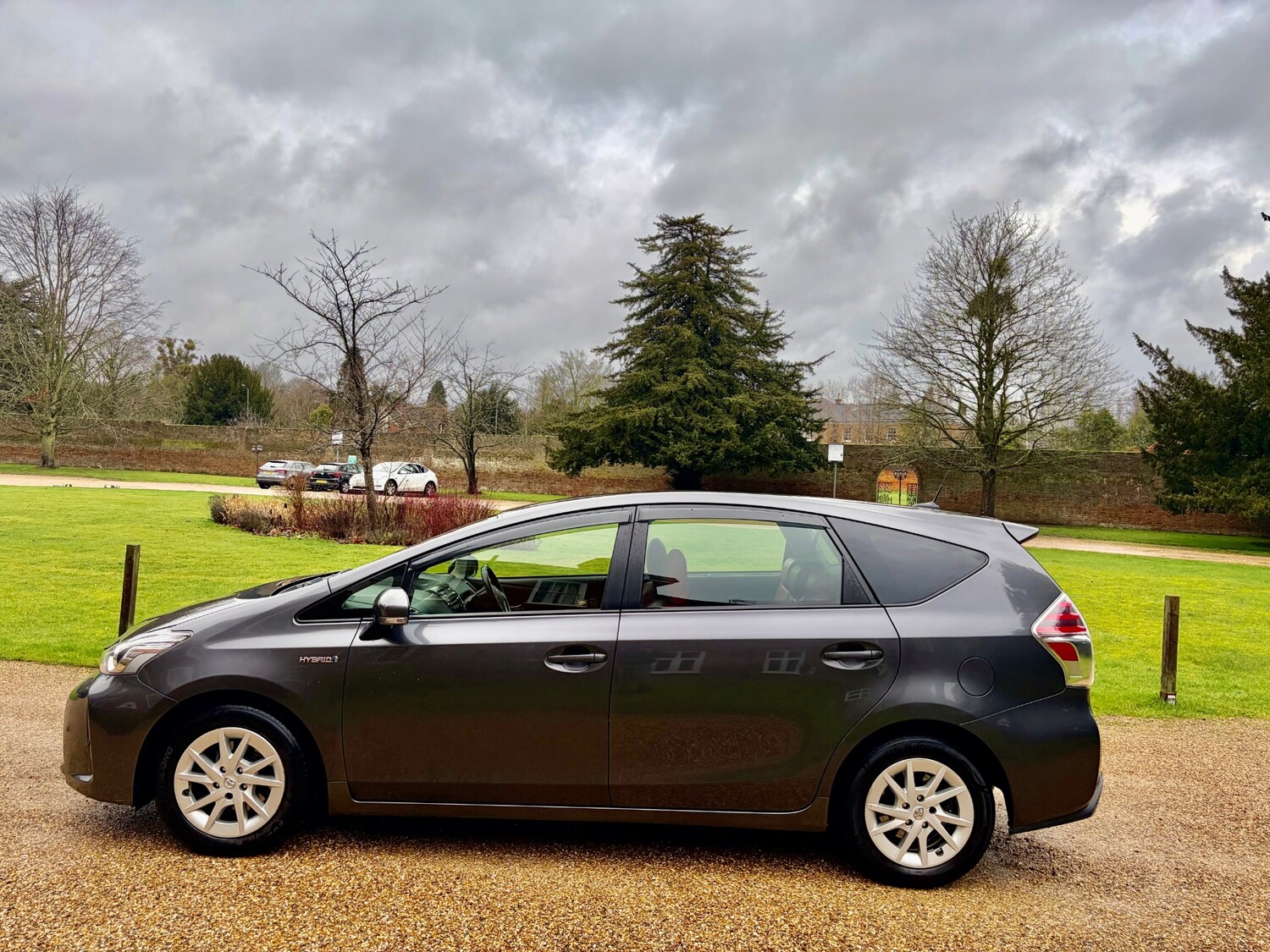 Used Toyota Prius+ 2016 for sale - 77354326: Photo 24