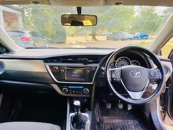 Used Toyota Auris 2013 for sale - 75613969: Photo