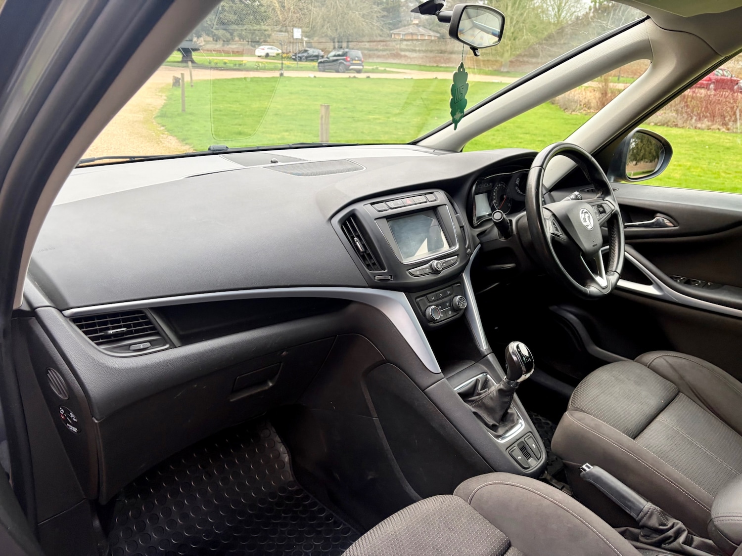 Used Vauxhall Zafira 2018 for sale - 77793117: Photo 25