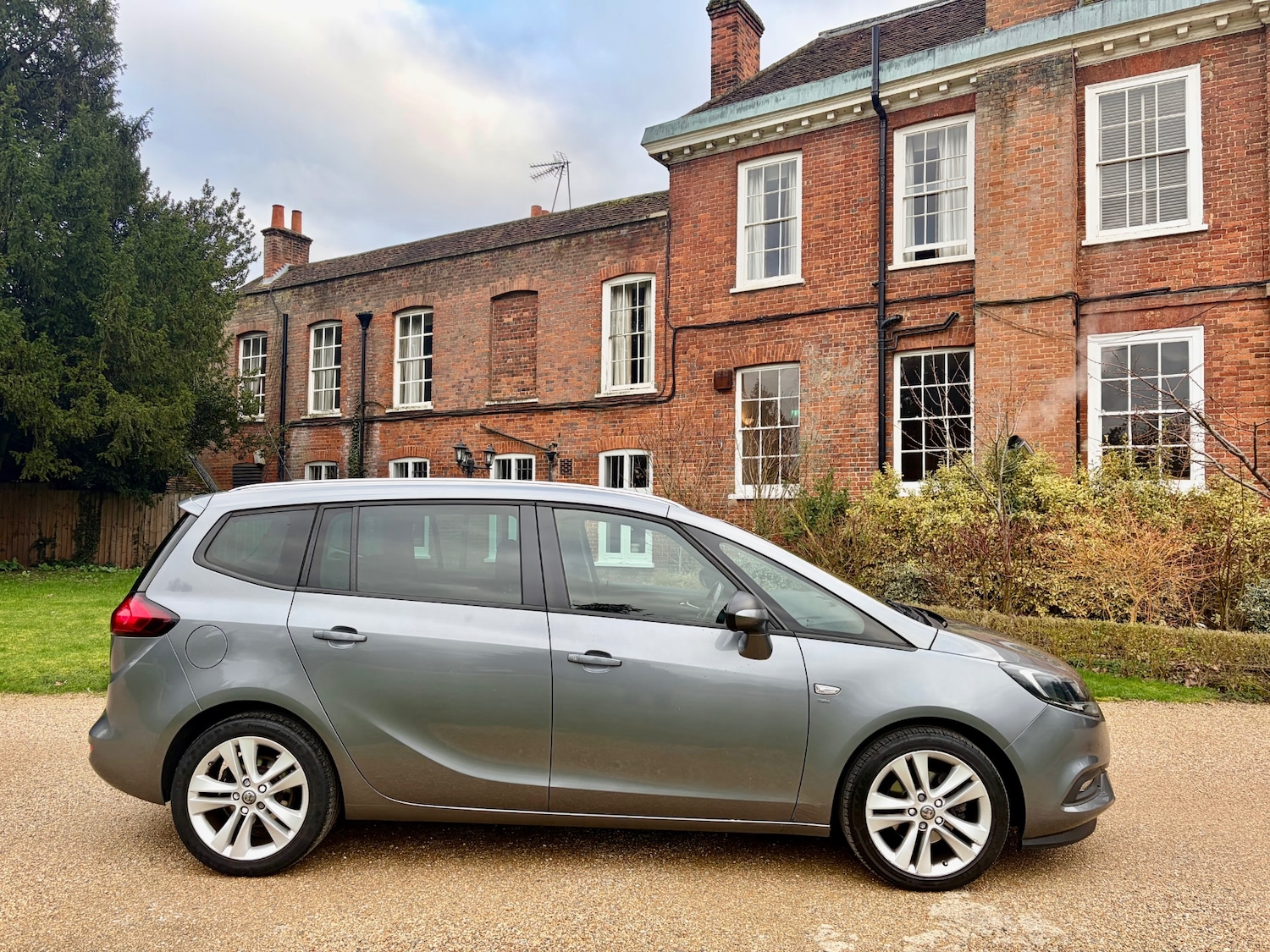 Used Vauxhall Zafira 2018 for sale - 77793117: Photo 9