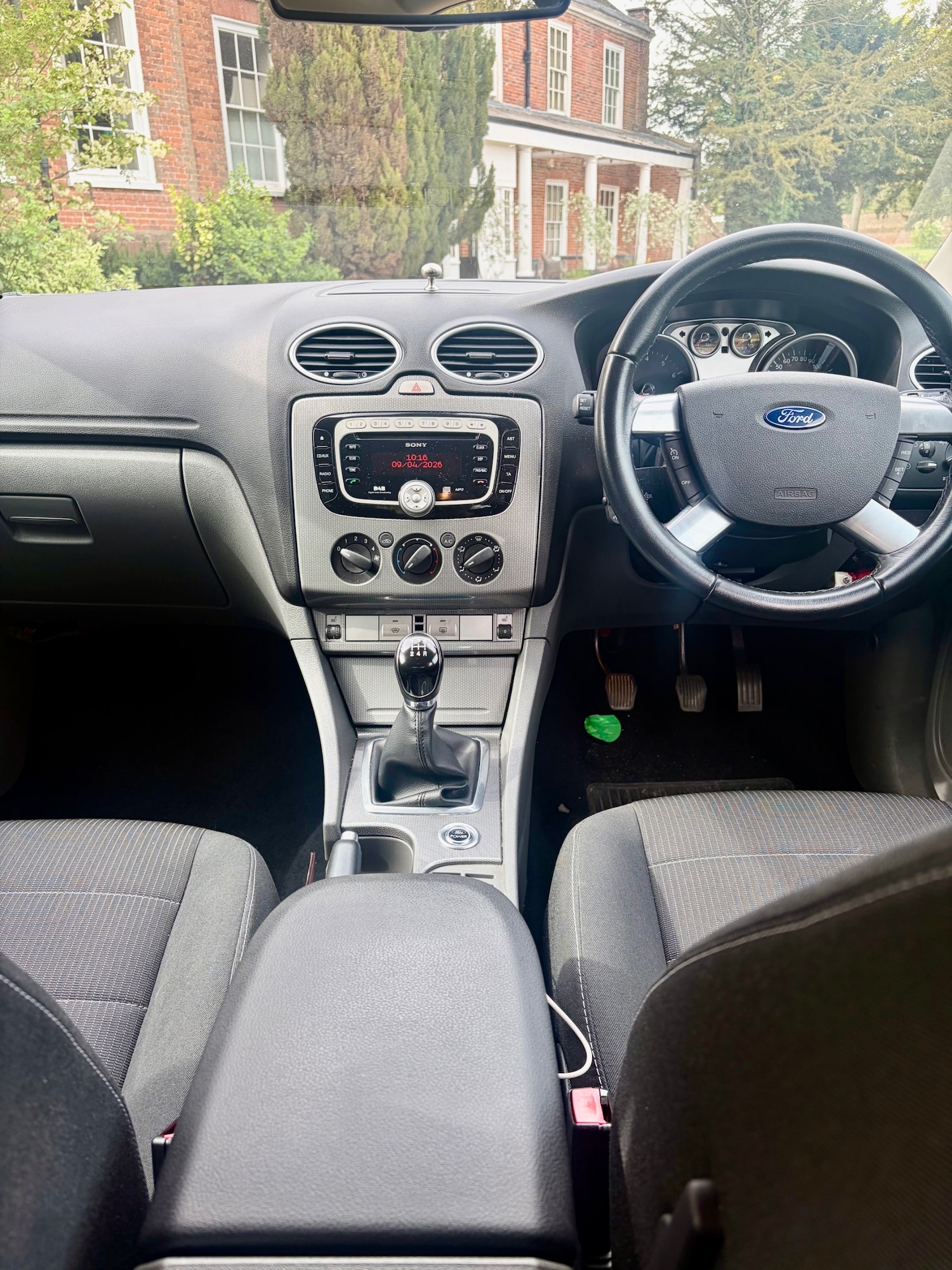 Used Ford Focus 2010 for sale - 78198855: Photo 3