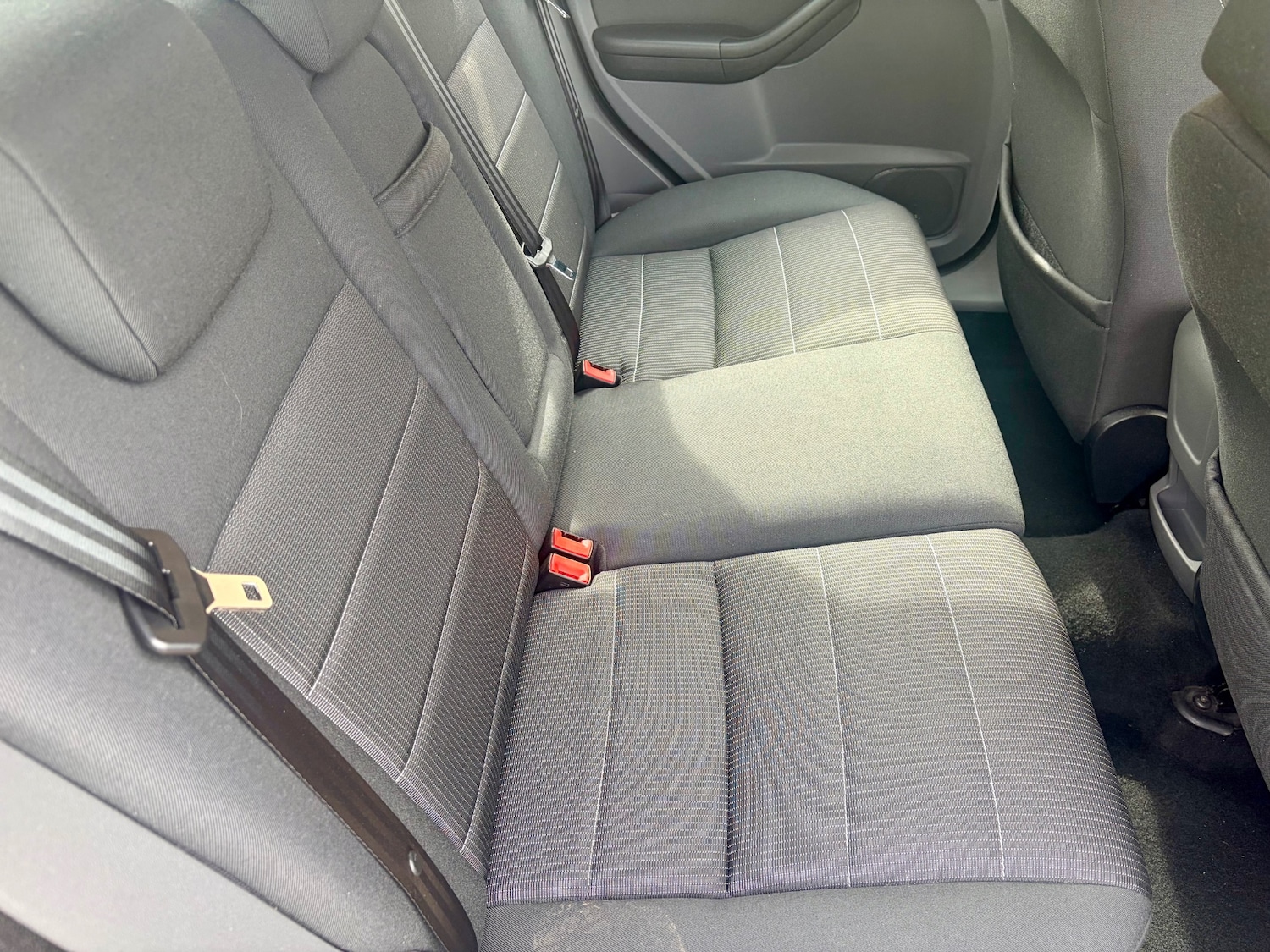 Used Ford Focus 2010 for sale - 78198855: Photo 5