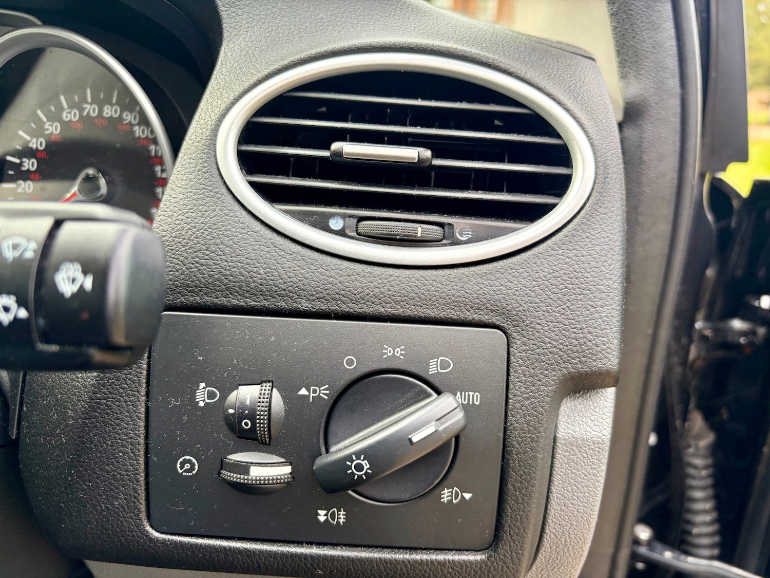 Used Ford Focus 2010 for sale - 78198855: Photo 52