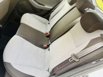 Used Hyundai i20 2015 for sale - 74906831: Photo