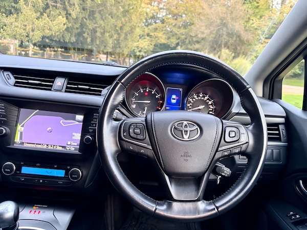 Used Toyota Avensis 2018 for sale - 76207176: Photo 29