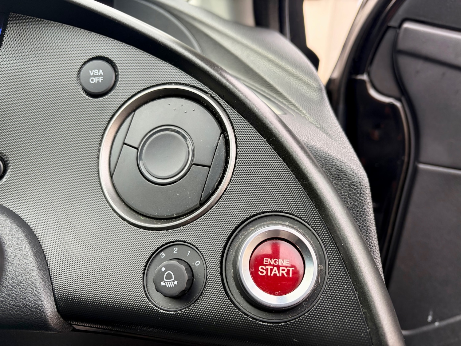 Used Honda Civic 2010 for sale - 76380388: Photo 28