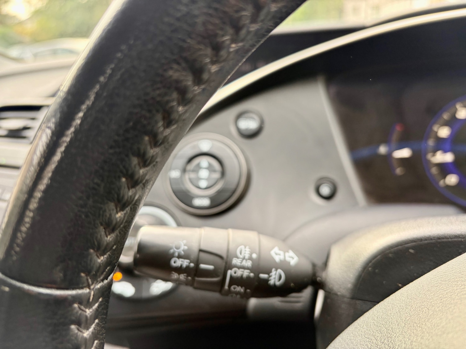 Used Honda Civic 2010 for sale - 76380388: Photo 31