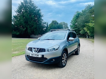 Nissan - Qashqai+2