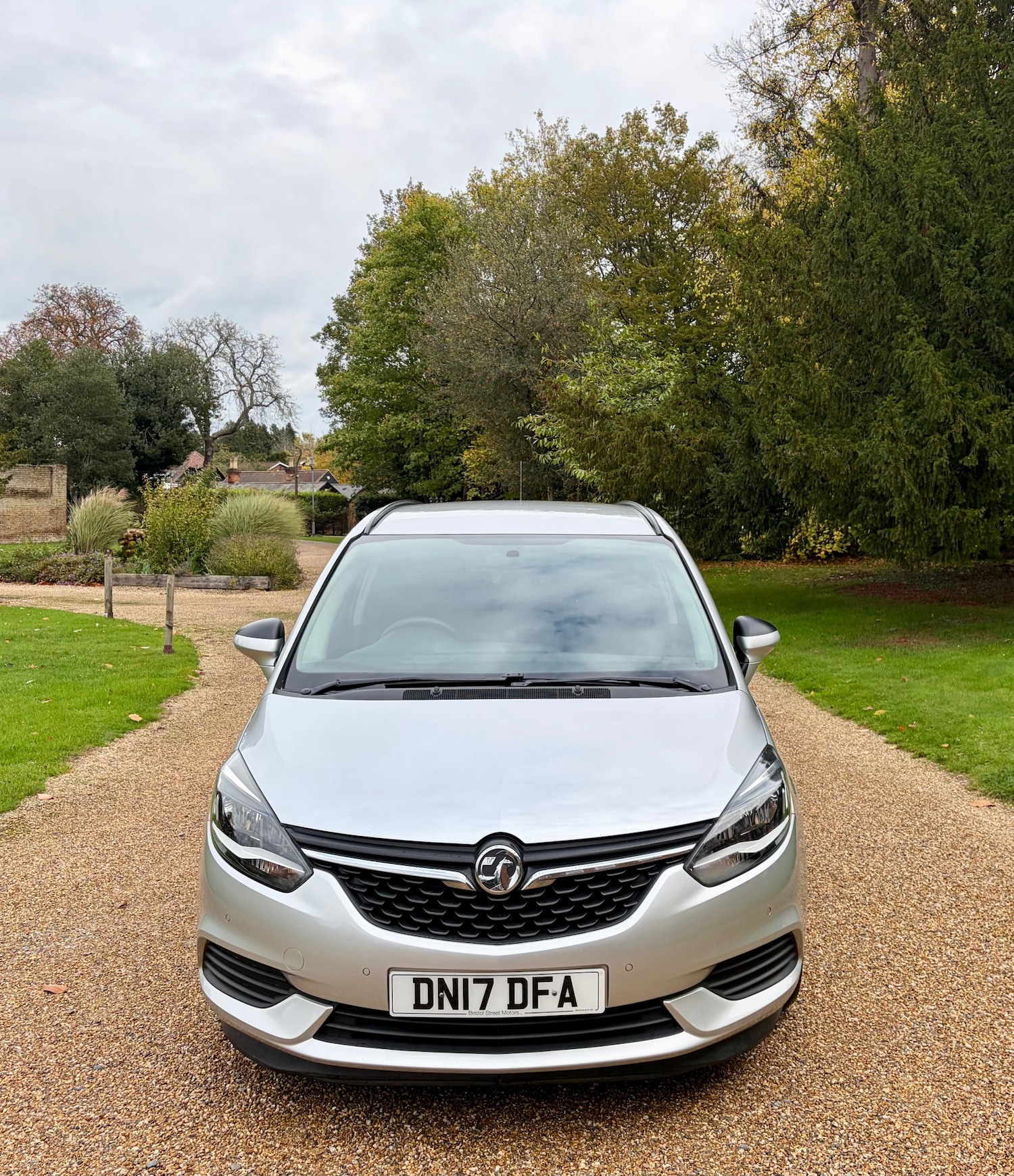 Used Vauxhall Zafira 2017 for sale - 76354879: Photo 10