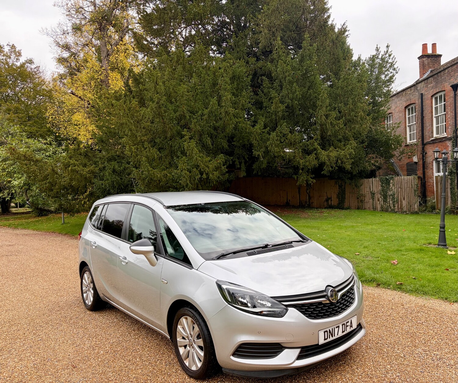 Used Vauxhall Zafira 2017 for sale - 76354879: Photo 24