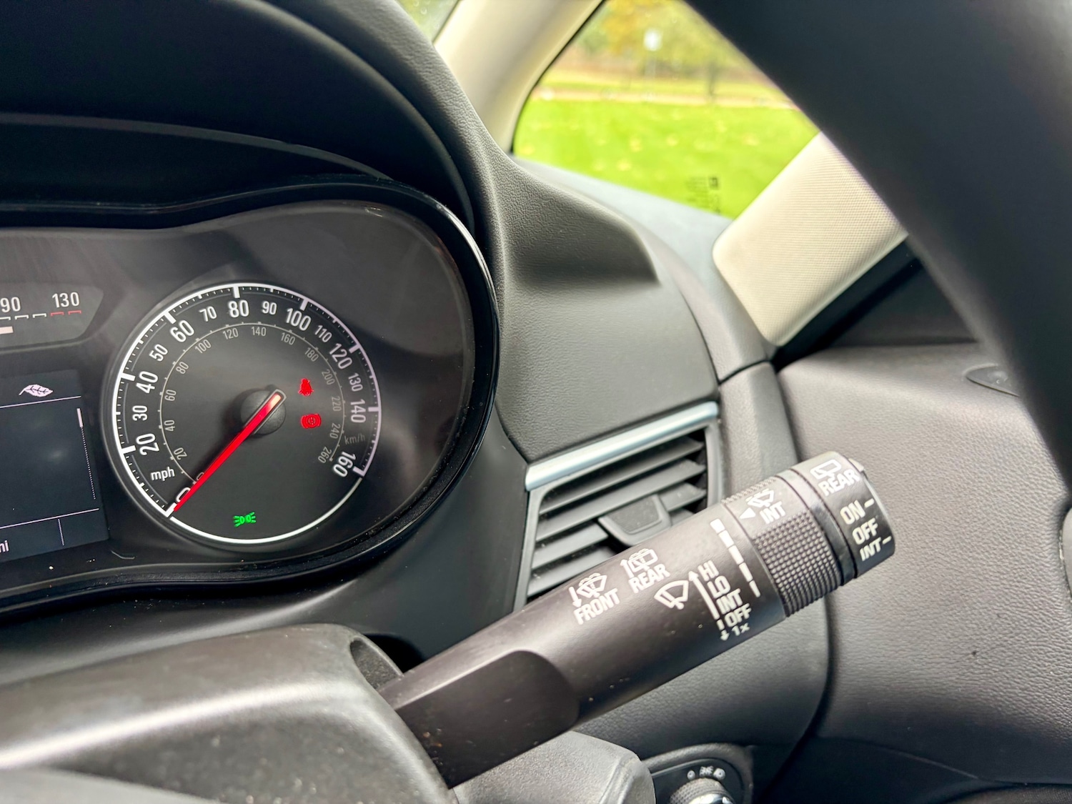 Used Vauxhall Zafira 2017 for sale - 76354879: Photo 32