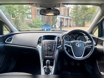Used Vauxhall Astra 2013 for sale - 79835049: Photo
