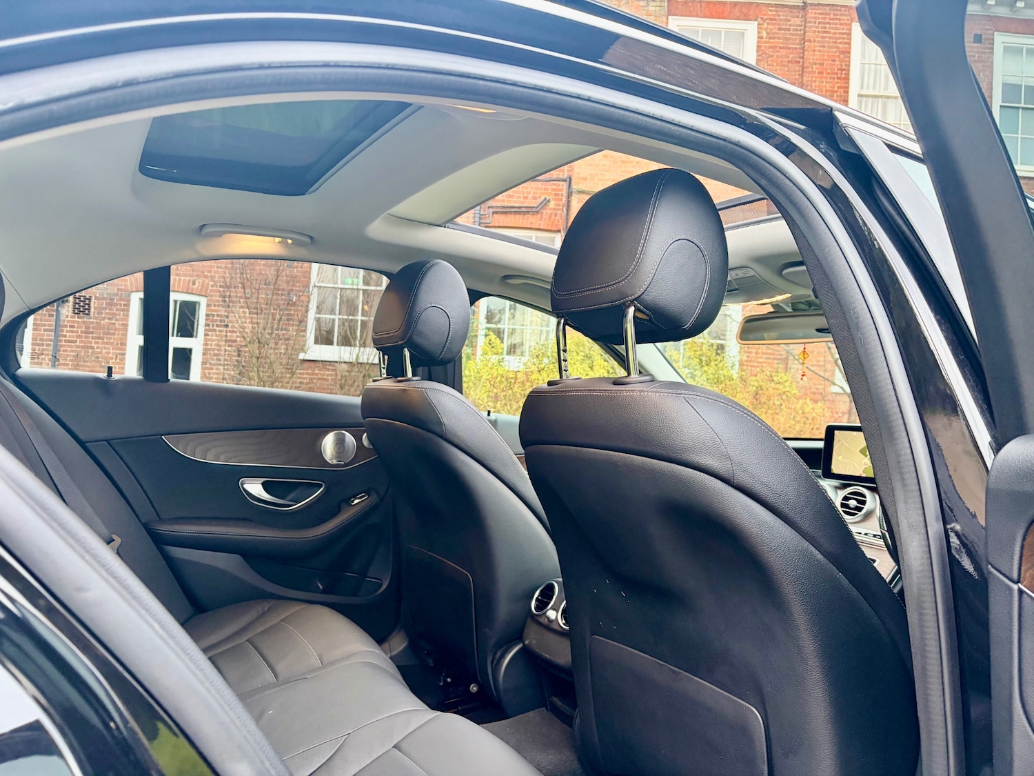 Used Mercedes-Benz C Class 2017 for sale - 77508765: Photo 60