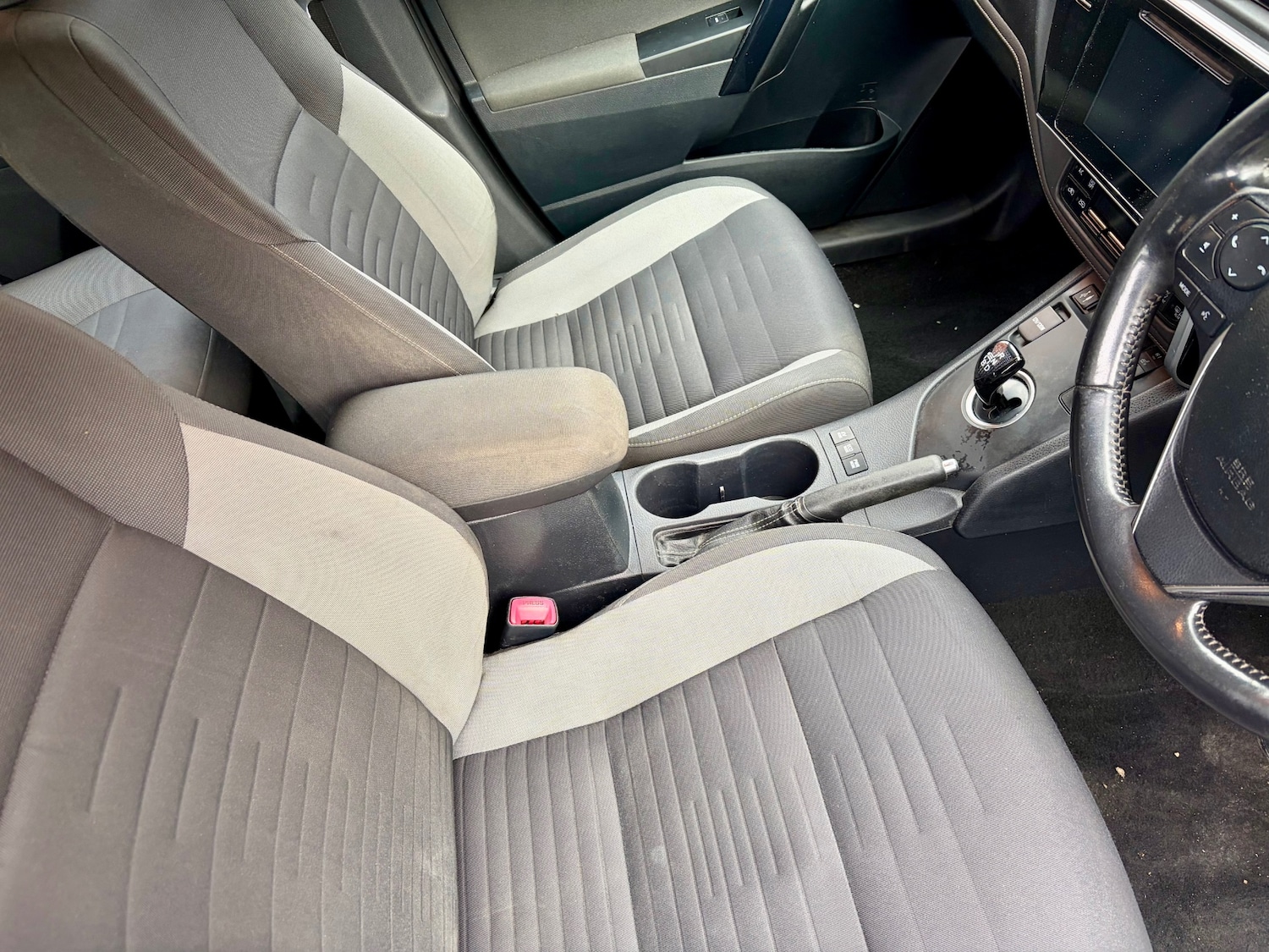 Used Toyota Auris 2014 for sale - 78132643: Photo 24