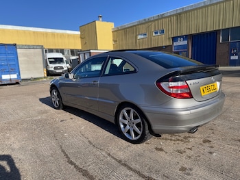 Used Mercedes-Benz C Class 2006 for sale - 78412030: Photo
