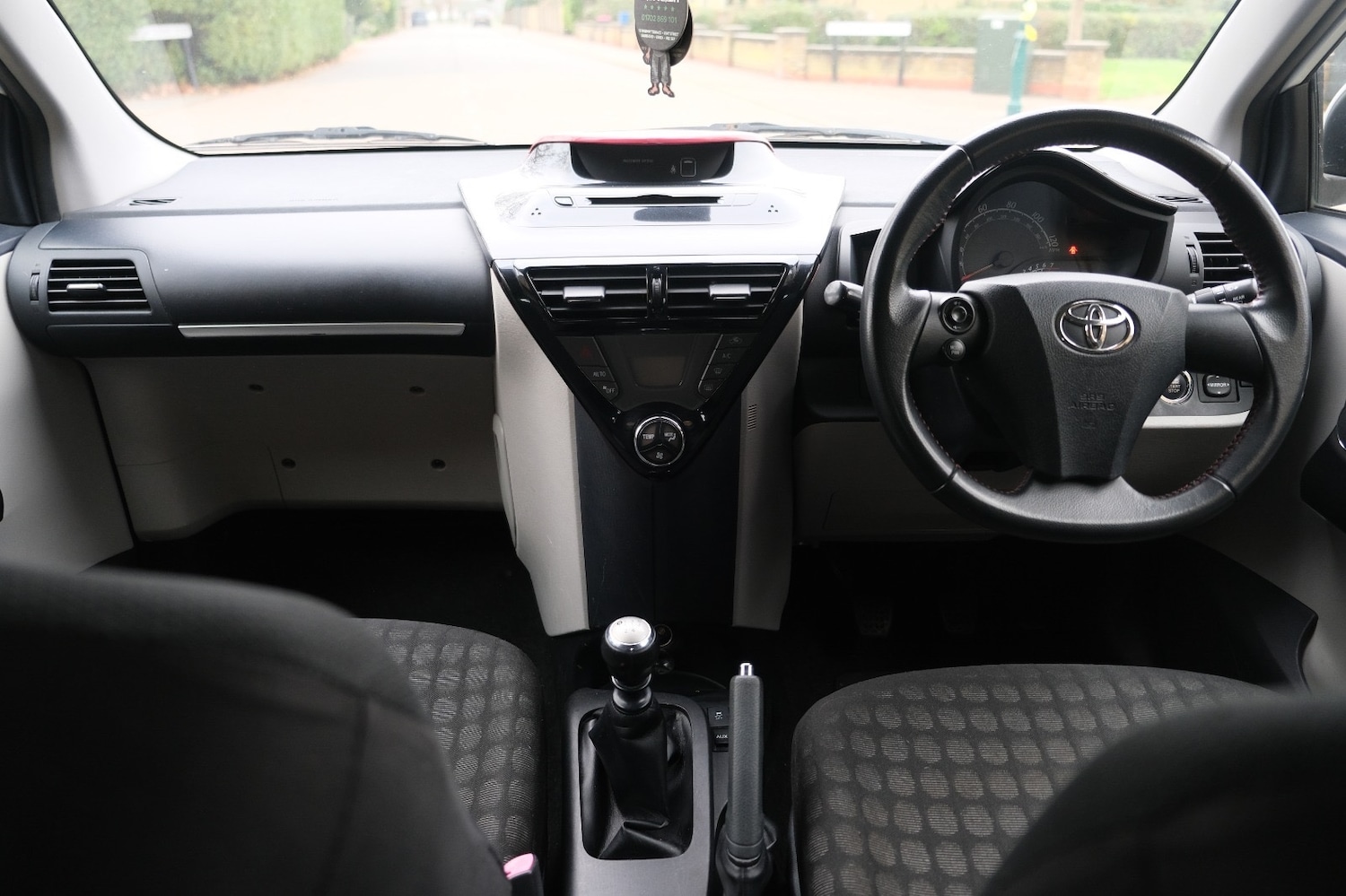 Used Toyota IQ 2012 for sale - 77071199: Photo 12