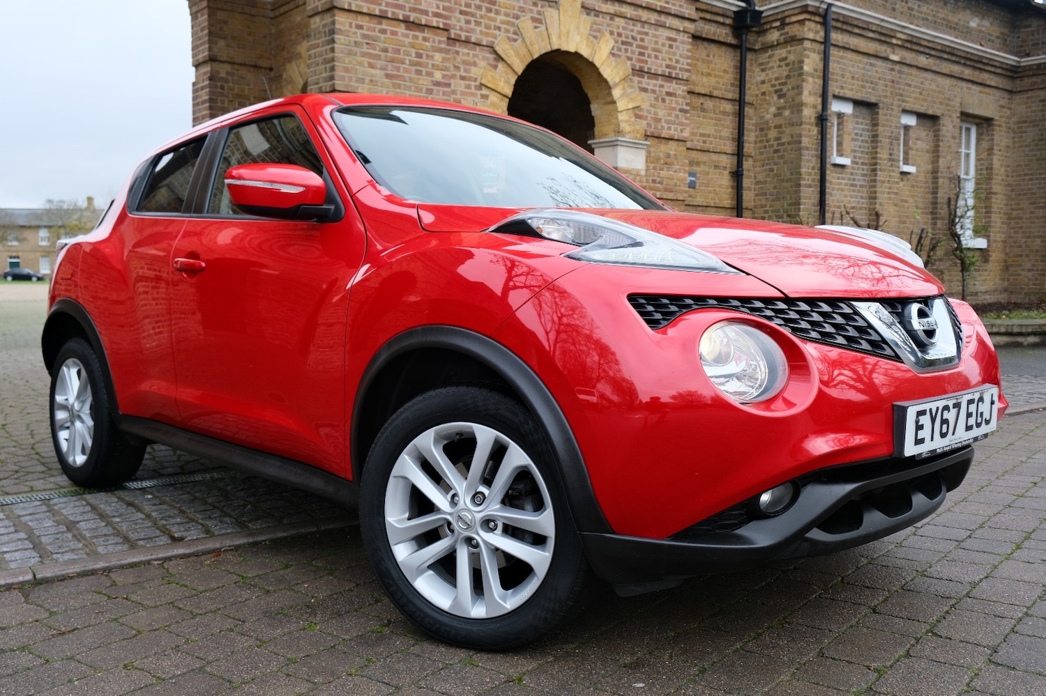 Used Nissan Juke 2017 for sale - 77125981: Photo 2