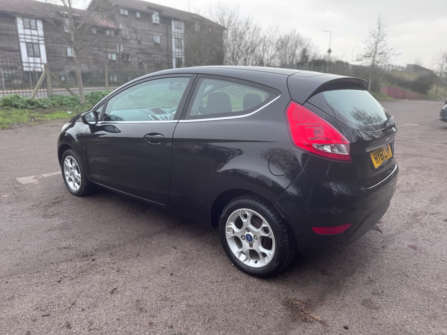 Used Ford Fiesta 2011 for sale - 77323872: Photo 5