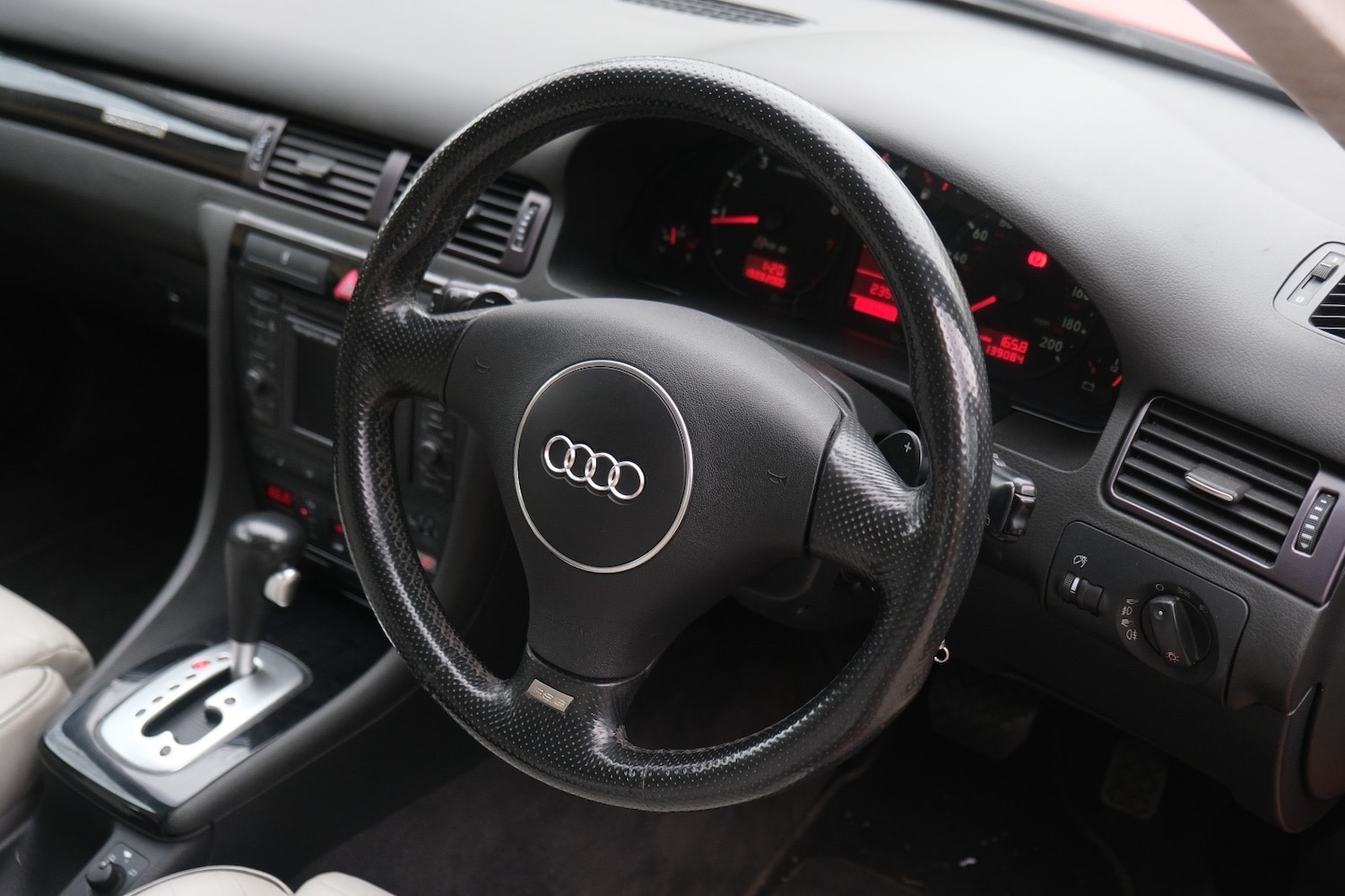 Used Audi RS6 2004 for sale - 77070921: Photo 6