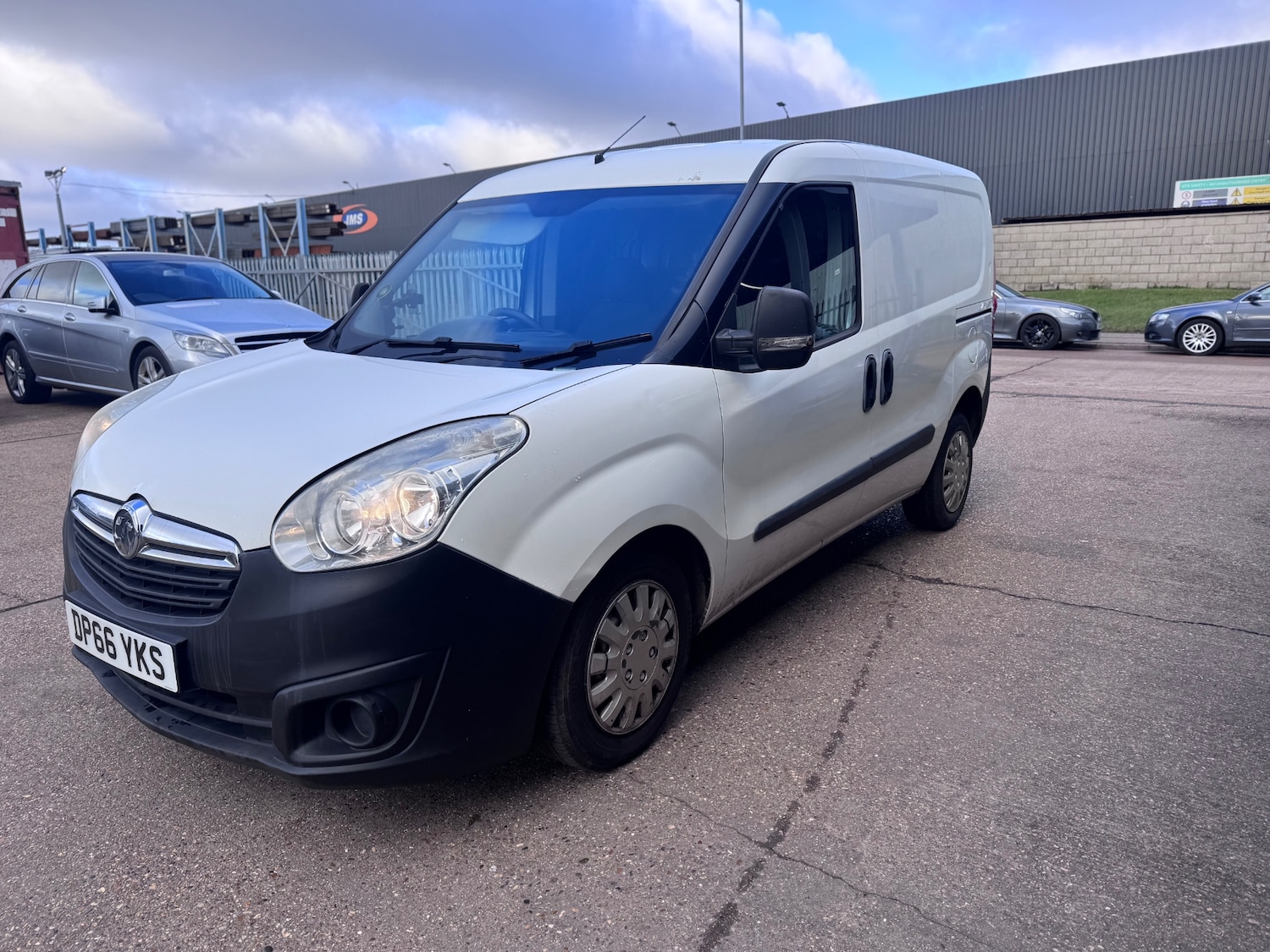 Used Vauxhall Combo 2016 for sale - 77159491: Photo 5