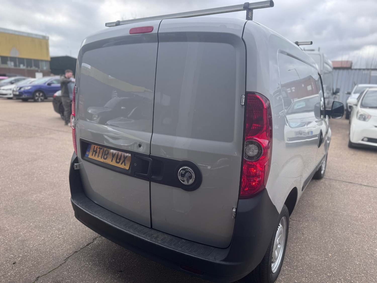 Used Vauxhall Combo 2018 for sale - 77676932: Photo 5
