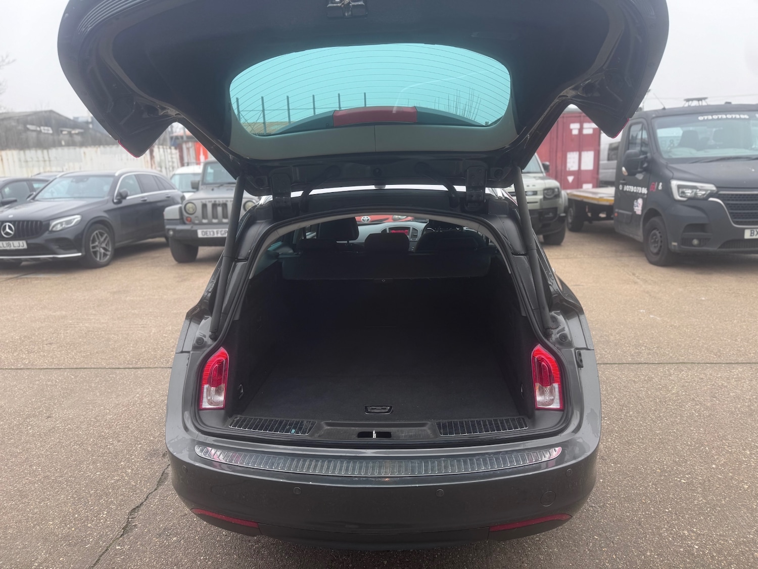 Used Vauxhall Insignia 2011 for sale - 77745253: Photo 9