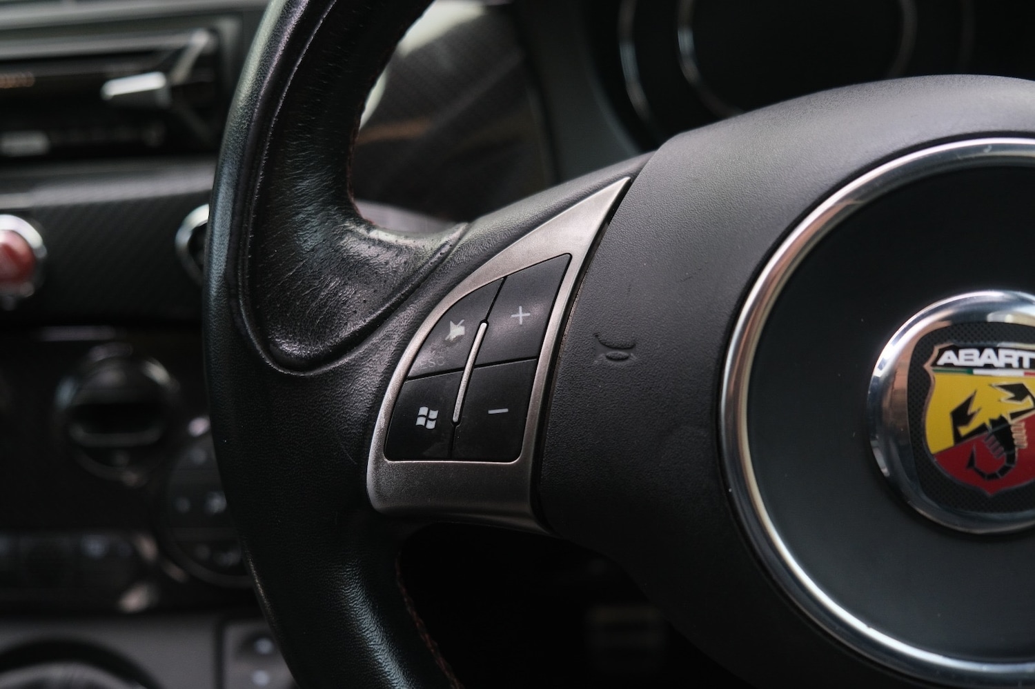 Used Abarth 500 2010 for sale - 77071144: Photo 14