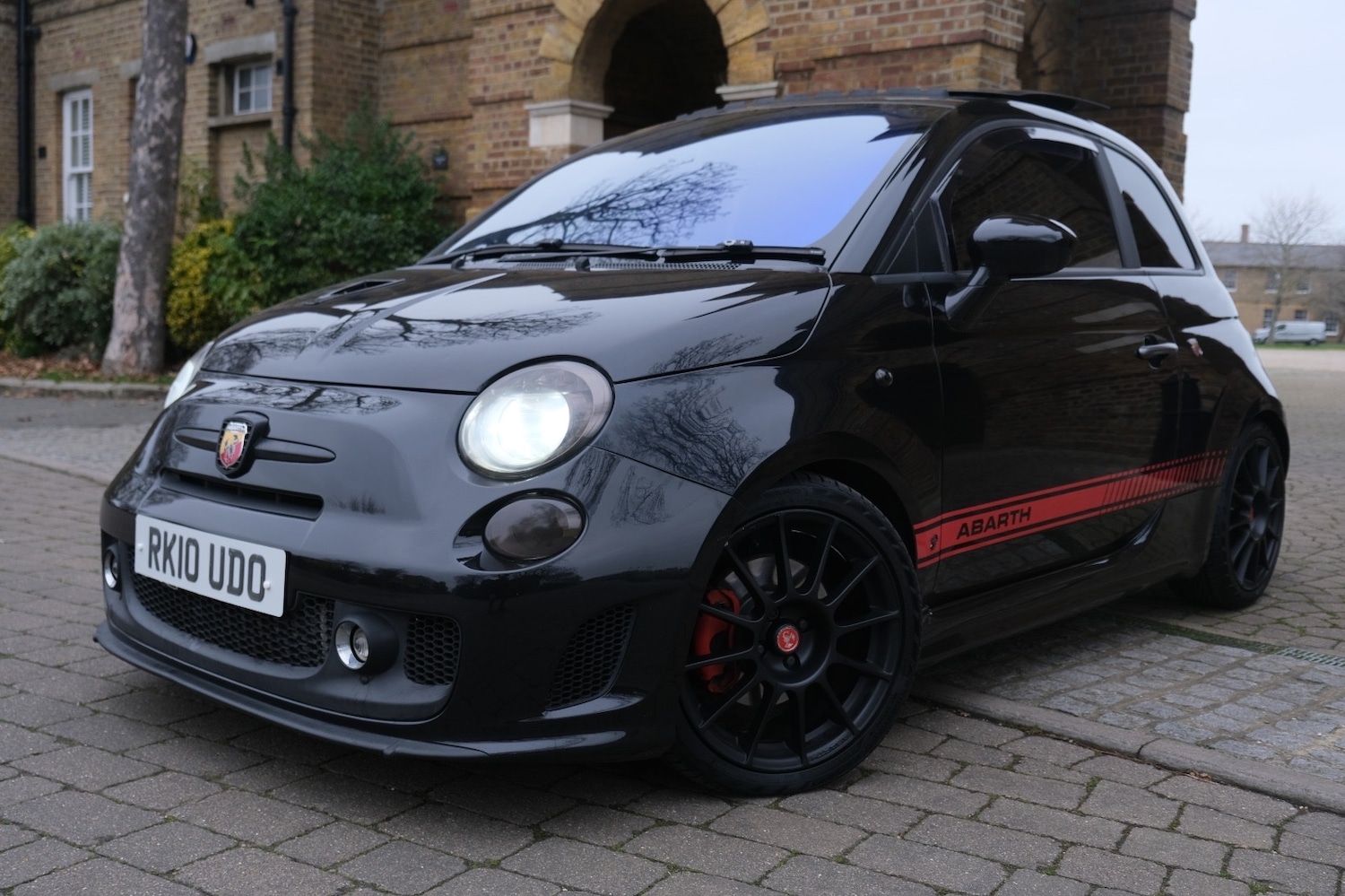 Used Abarth 500 2010 for sale - 77071144: Photo 3