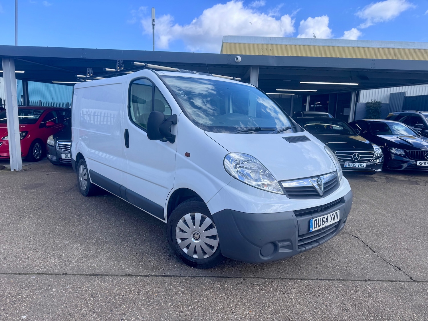 Used Vauxhall Vivaro 2014 for sale - 77977316: Photo 1