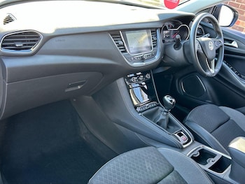 Used Vauxhall Grandland X 2020 for sale - 76006834: Photo 2