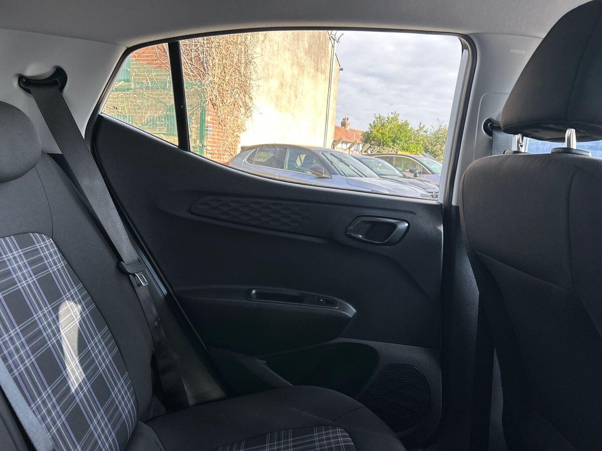 Used Hyundai i10 2024 for sale - 76249591: Photo 22