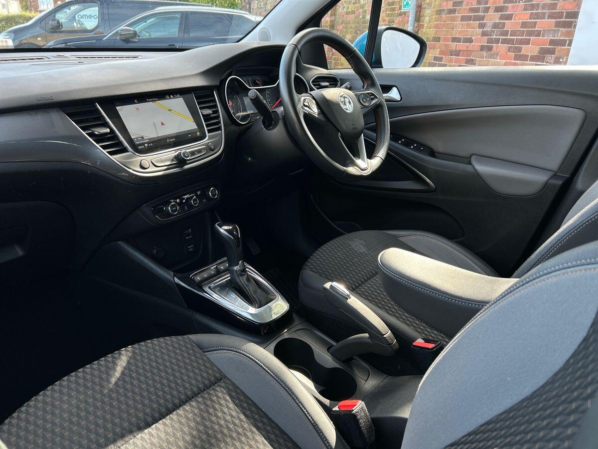 Used Vauxhall Crossland X 2019 for sale - 77095816: Photo 2