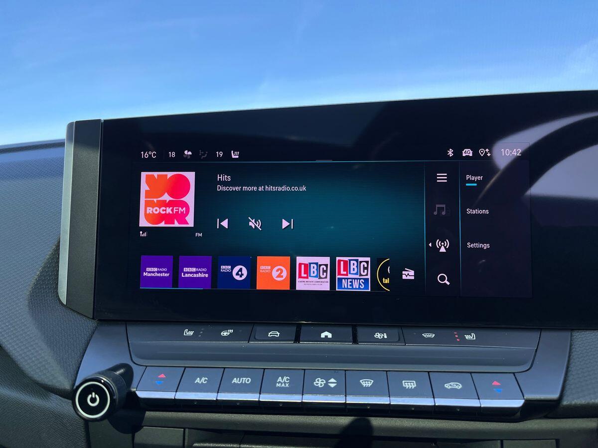 Used Vauxhall Astra 2023 for sale - 77946458: Photo 17