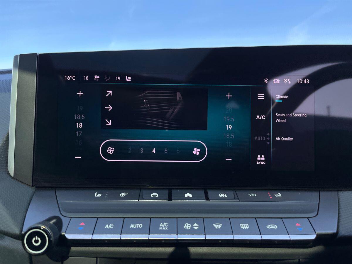 Used Vauxhall Astra 2023 for sale - 77946458: Photo 32