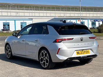 Used Vauxhall Astra 2023 for sale - 77946458: Photo