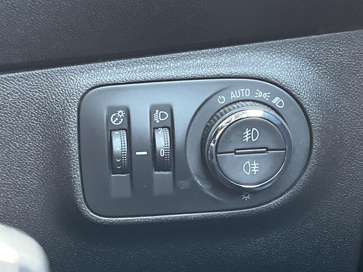 Used Vauxhall Corsa 2019 for sale - 76902560: Photo 32