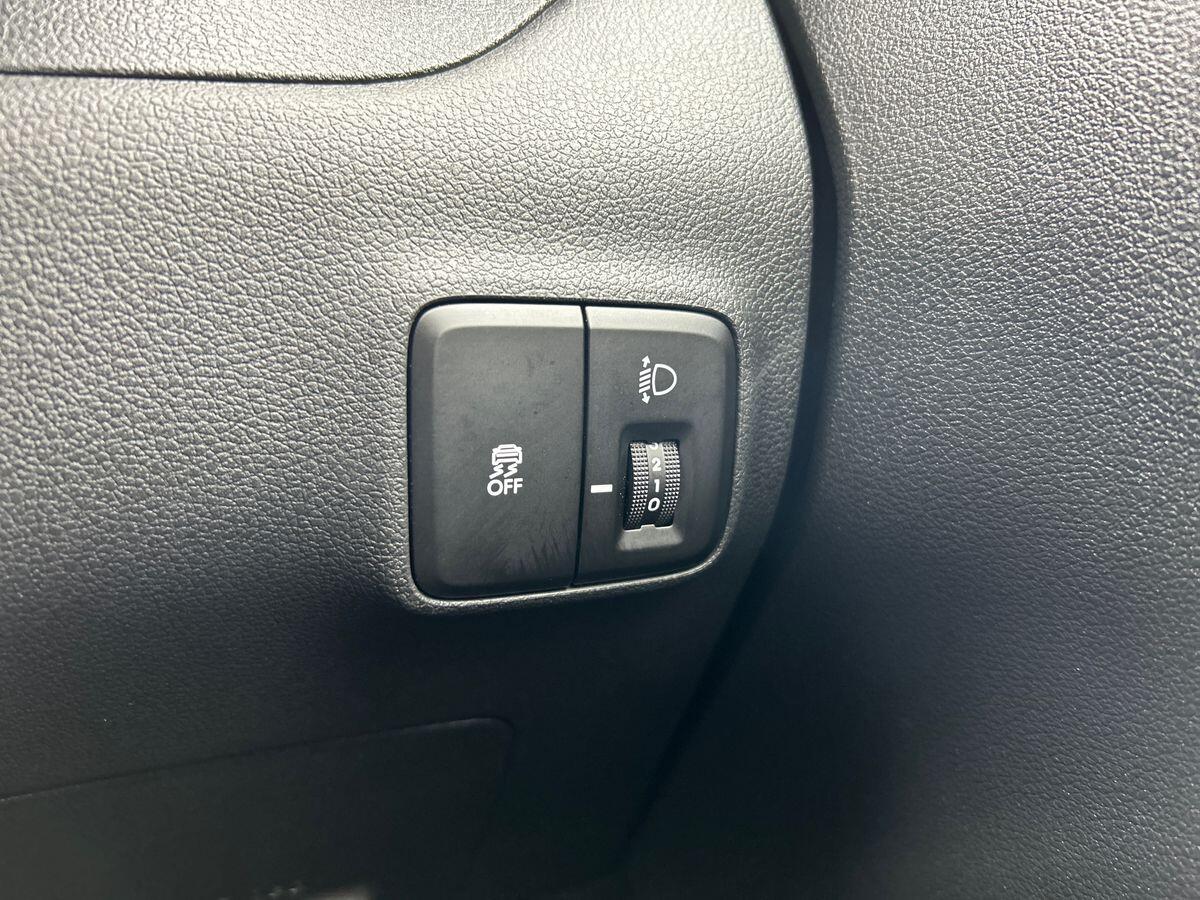 Used Hyundai i10 2024 for sale - 76249605: Photo 25