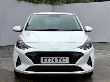 Used Hyundai i10 2024 for sale - 76249605: Photo