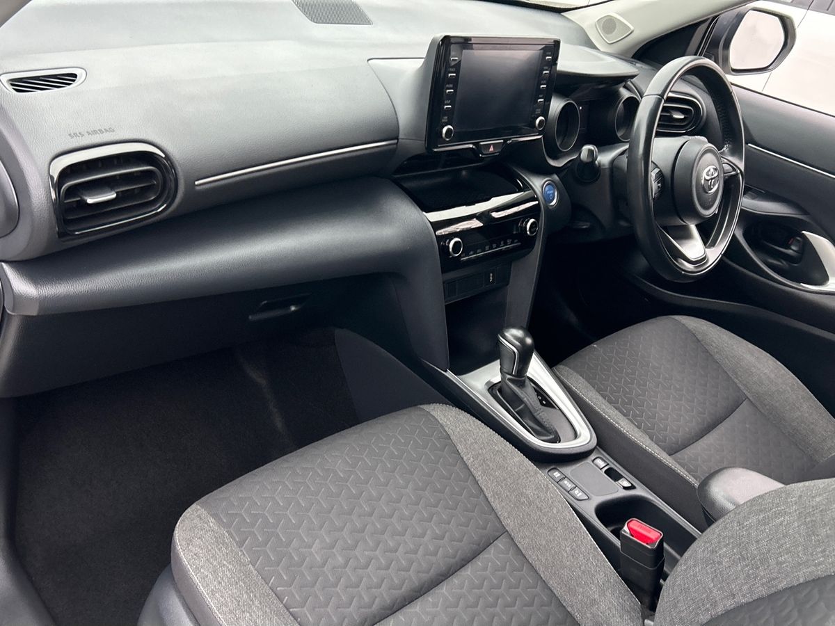 Used Toyota Yaris Cross 2022 for sale - 77421544: Photo 2