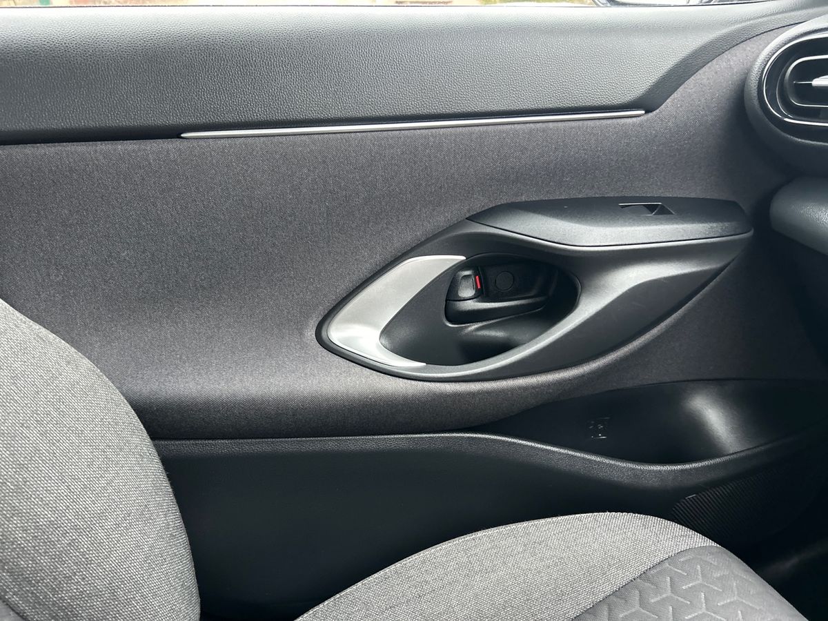 Used Toyota Yaris Cross 2022 for sale - 77421544: Photo 33