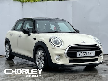 Used MINI Hatch 2019 for sale - 75969959: Photo