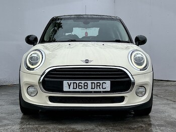 Used MINI Hatch 2019 for sale - 75969959: Photo